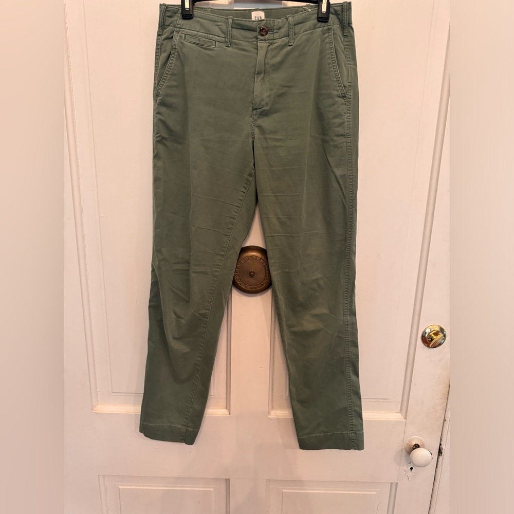 Gap green straight khaki pants